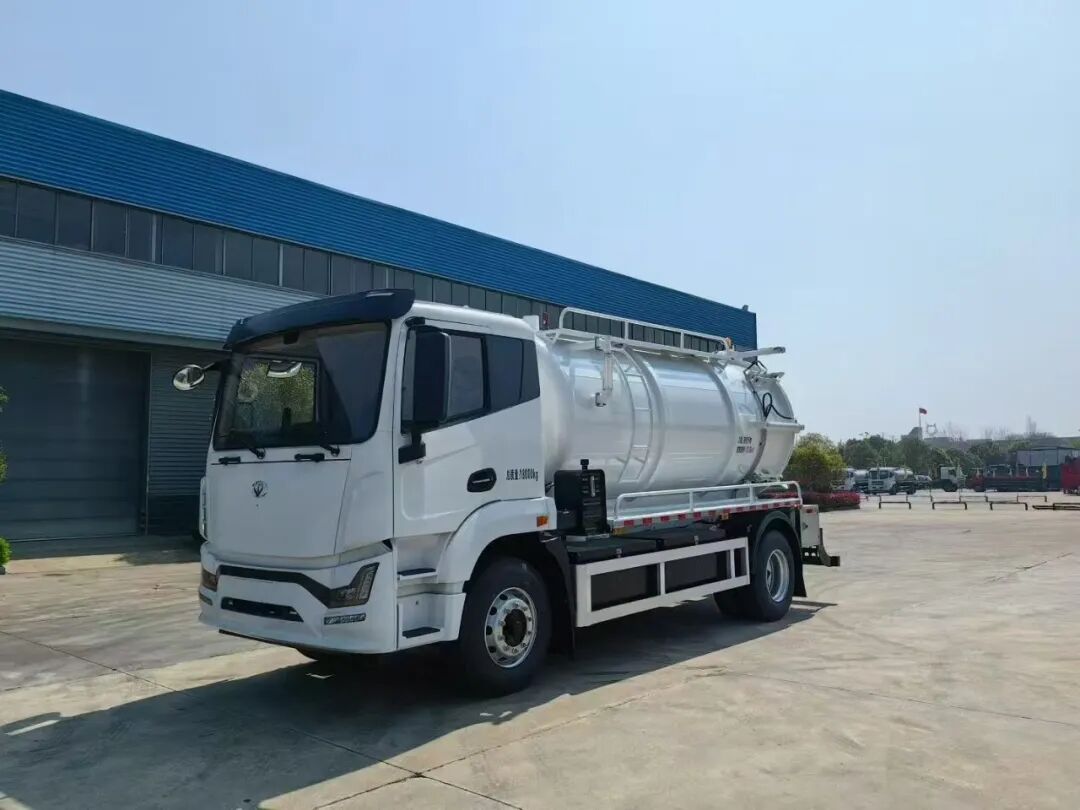 18T Electric Vacuum Truck