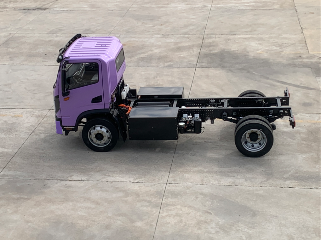 Yiwei 12.5T chassis