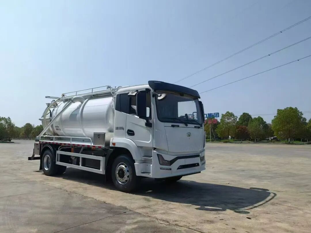 vacuum truck3